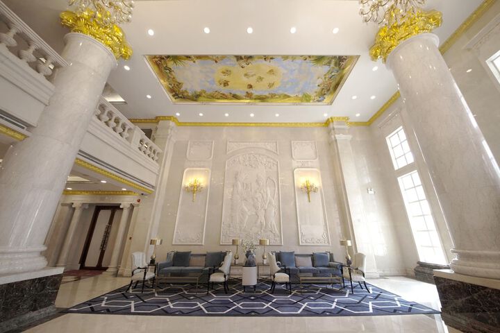 Hotel Interior 5 of 91