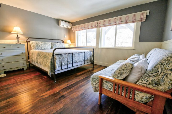 Room 20 of 42