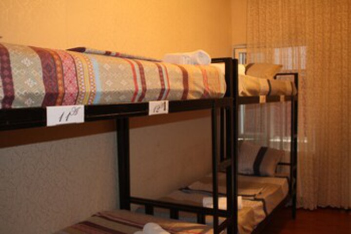 Room 21 of 32
