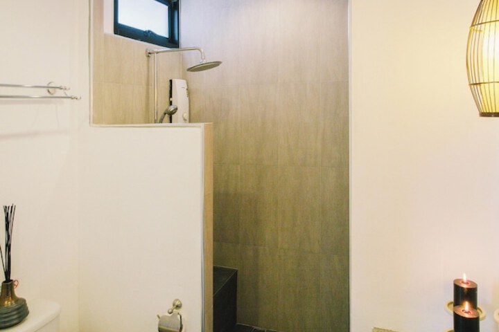 Room 27 of 209