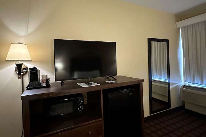 Room 19 of 30