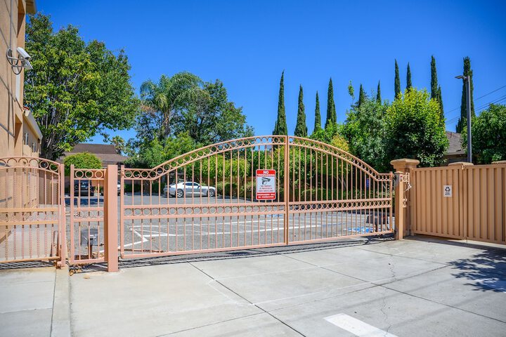 Property Grounds 40 of 45