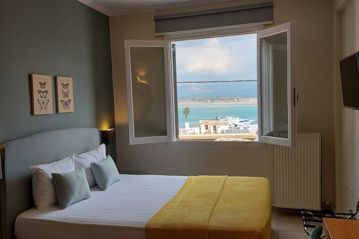 Room 63 of 107
