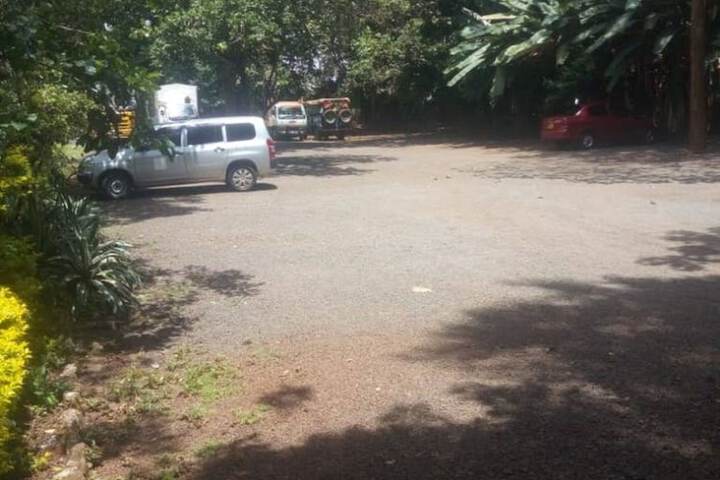 Property Grounds 21 of 23