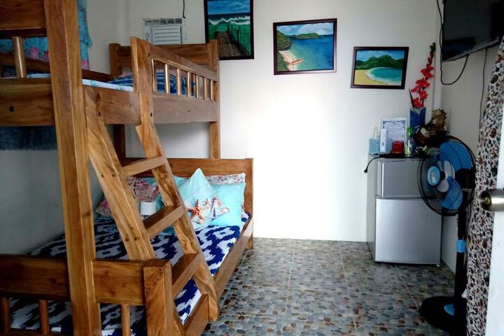 Room 2 of 64