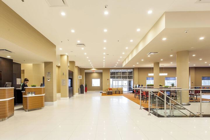 Hotel Interior 4 of 43