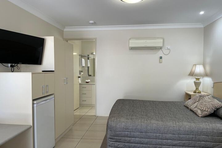 Room 12 of 51