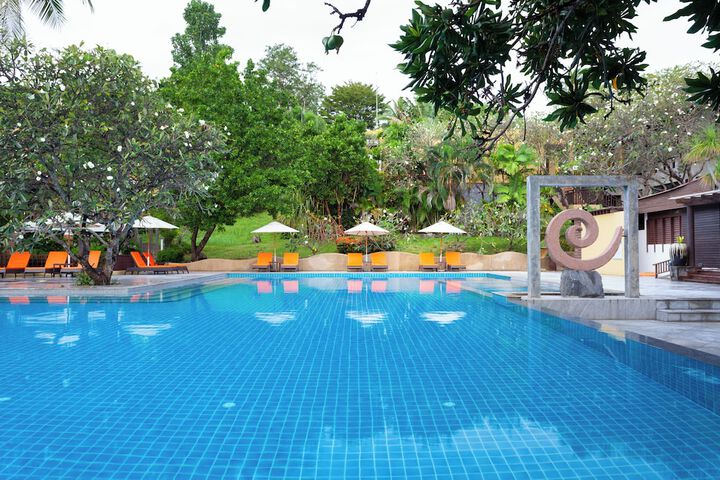 Pool 75 of 125