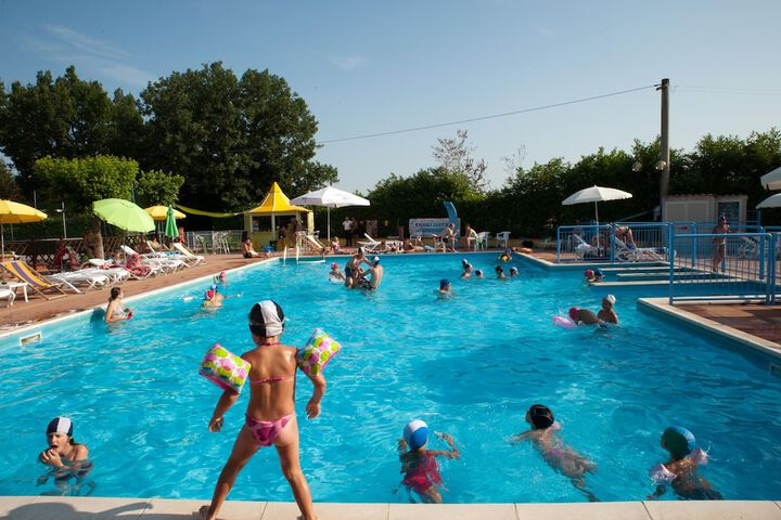 Pool Hotel
