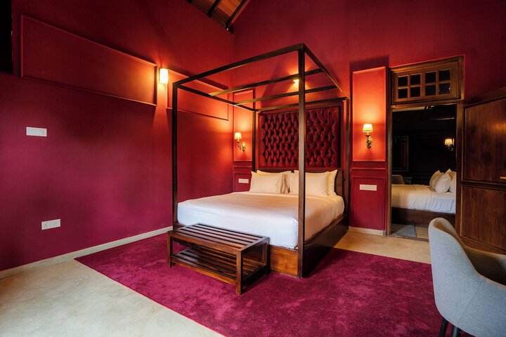 Room 6 of 36
