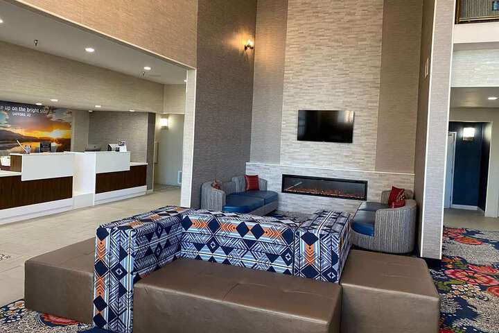 Guest Lobby