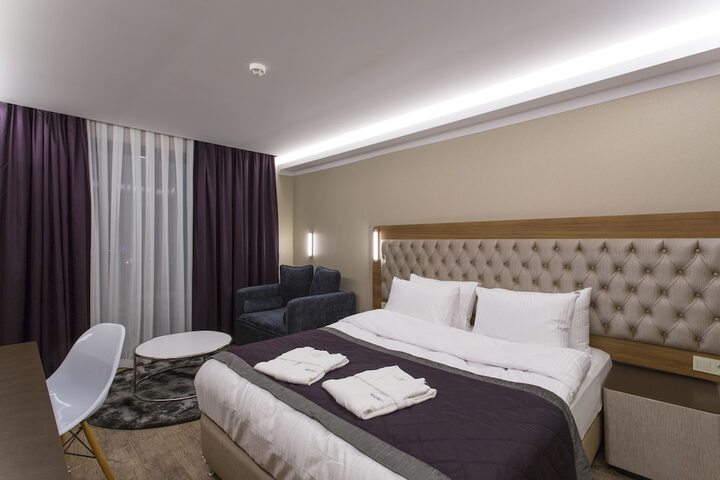 Room 12 of 81