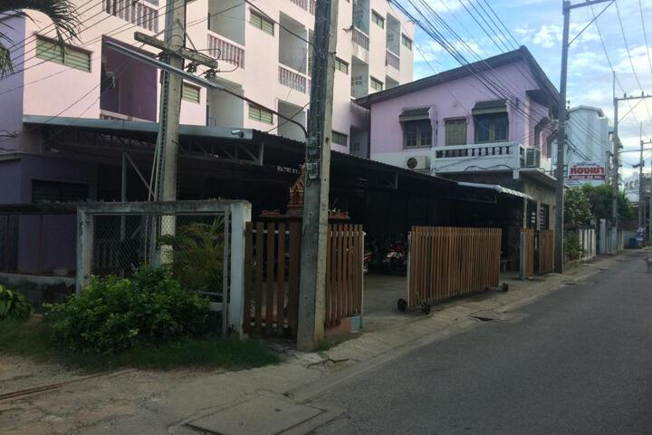 Thanya Mansion