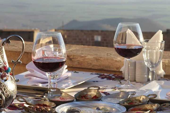 Dining 87 of 158