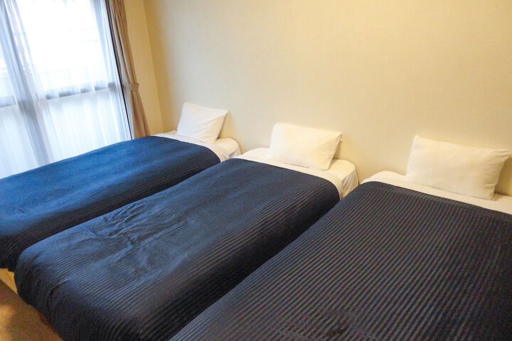 Room 13 of 23
