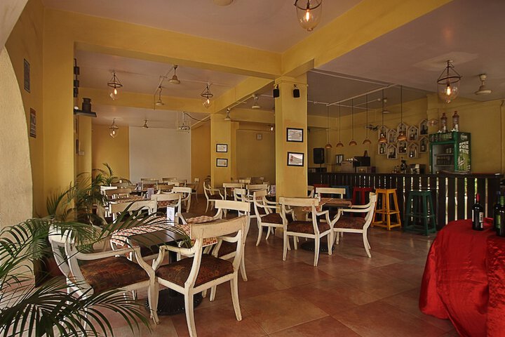 Dining Photos