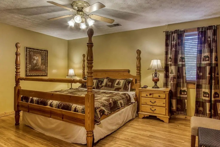 Room 5 of 22