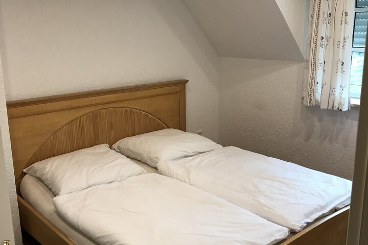 Room 13 of 101