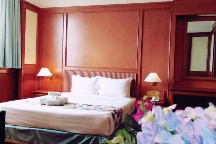 Room 18 of 70