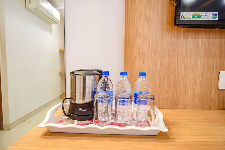 Breakfast/Coffee Service 22 of 34