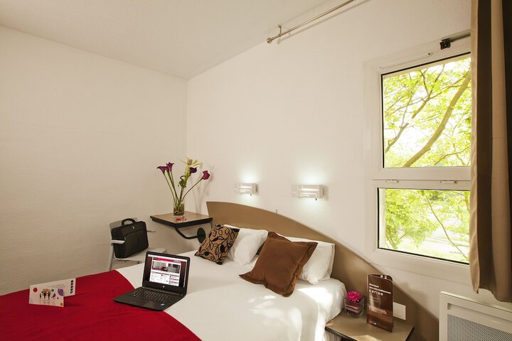 Room 4 of 54