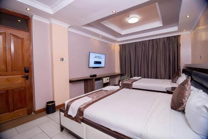 Room 15 of 30