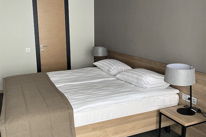 Room 14 of 57