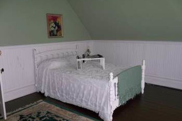 Room 14 of 25