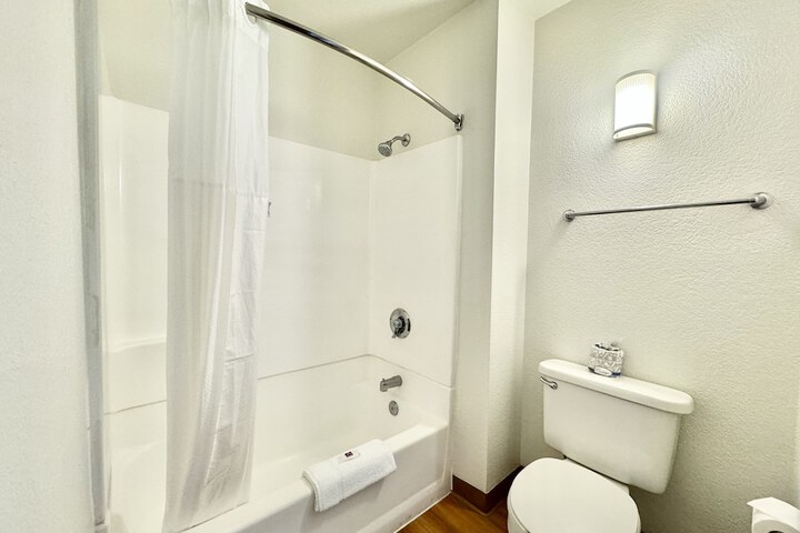 Room 14 of 23