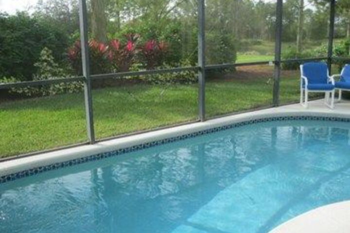 Pool 10 of 12
