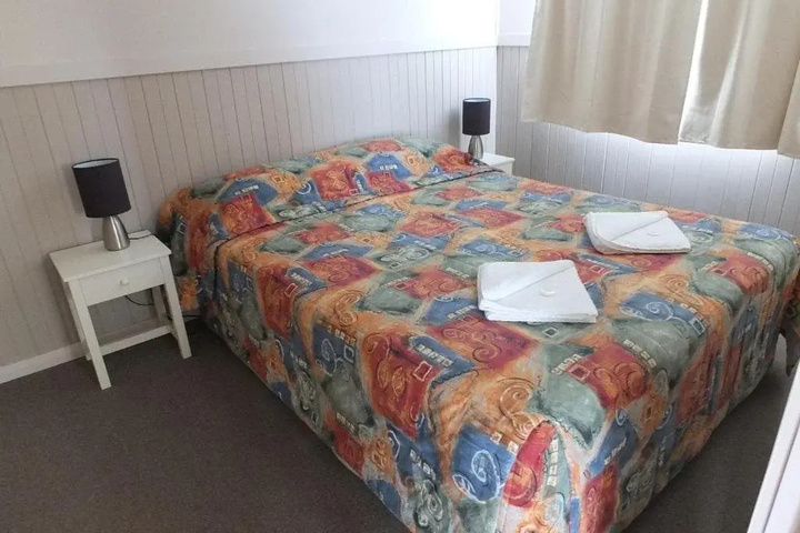 Room 5 of 15