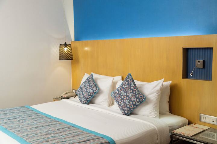 Room 21 of 69