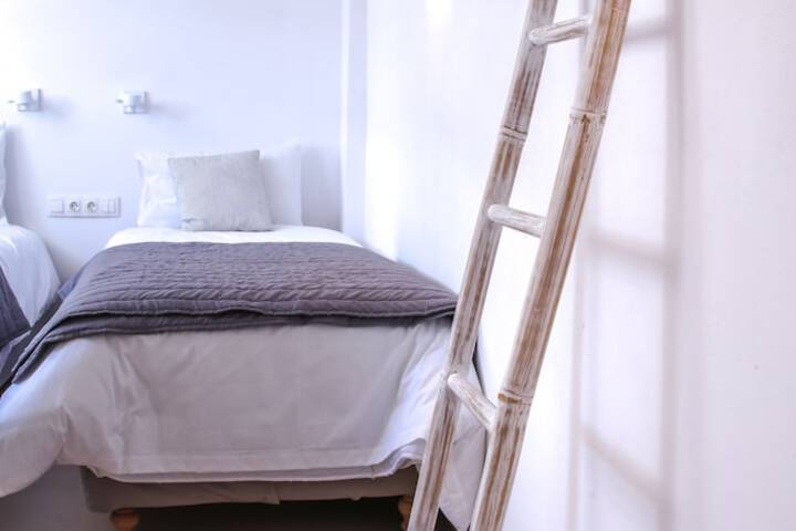 Room 21 of 58