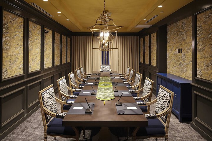 Meeting facility