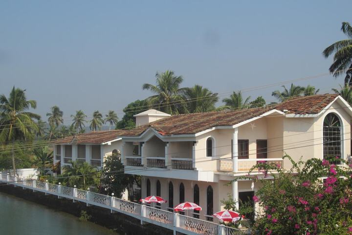 Hotel 34 of 37