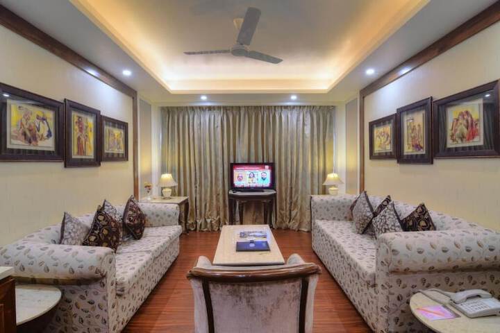 Room 15 of 41