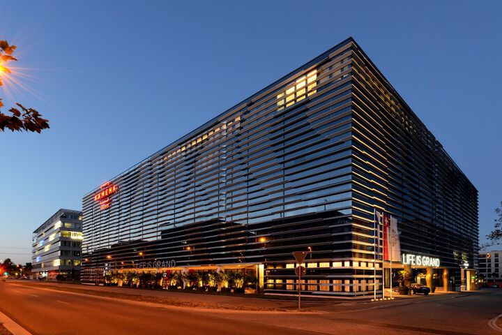 Hotel 86 of 88
