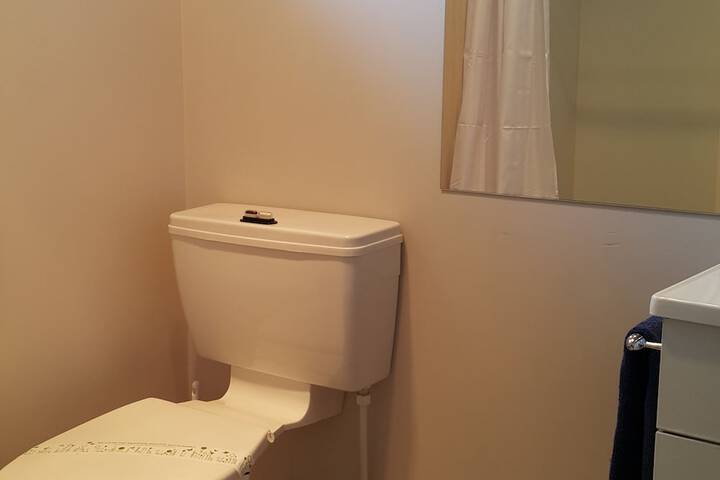 Room 53 of 68