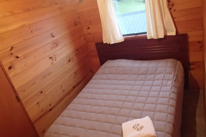 Room 4 of 50