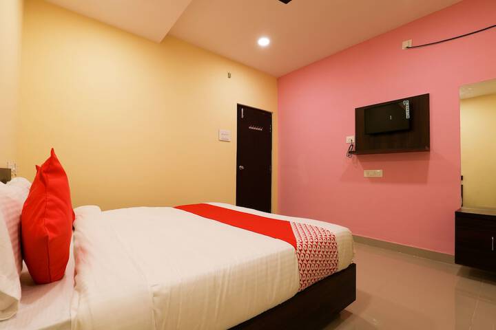 Room 9 of 23
