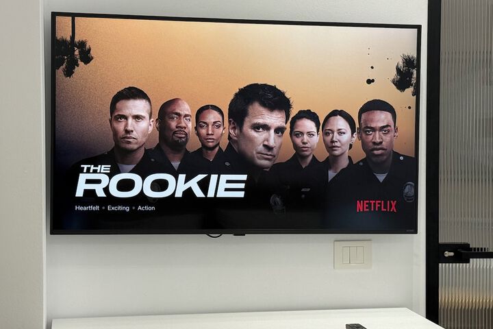 Room 42 of 104