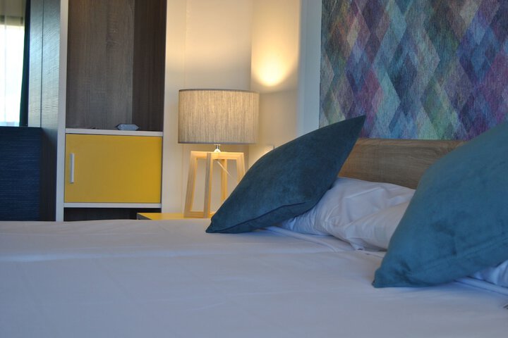 Room 15 of 74