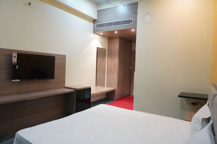 Room 5 of 60