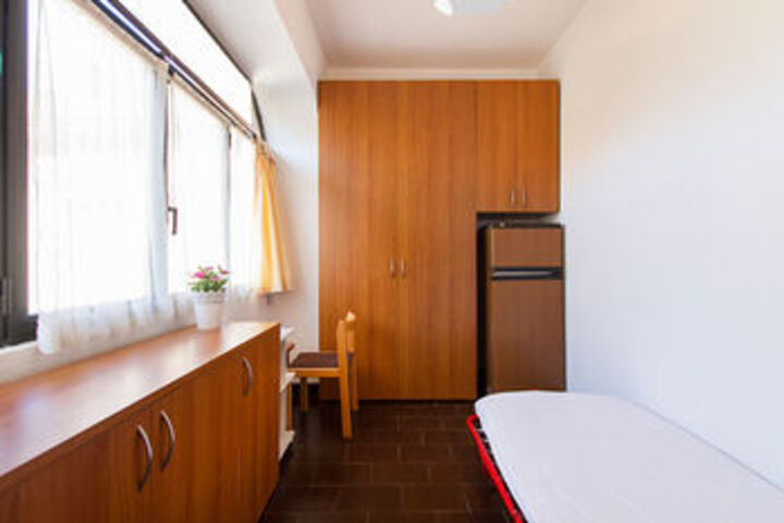 Room 14 of 51