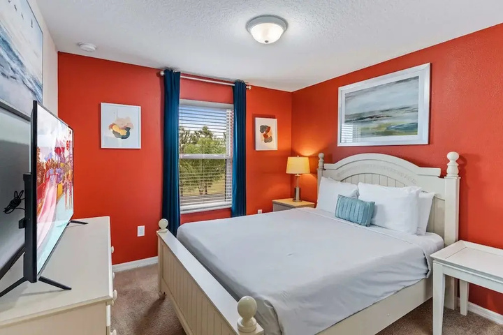 Room 3 of 23
