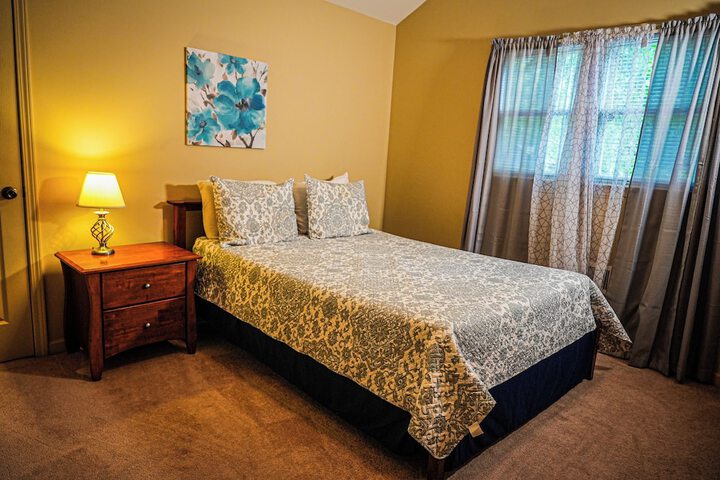 Room 68 of 232