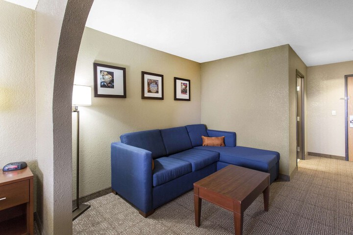 Room 21 of 47