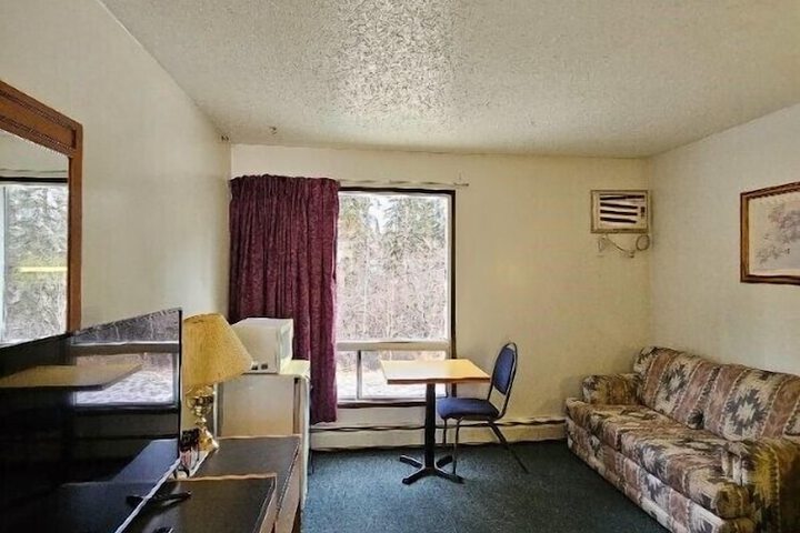 Room 17 of 83