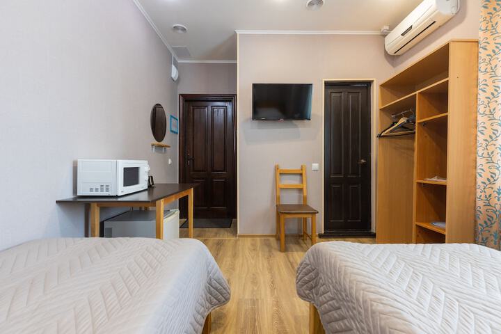 Room 34 of 61
