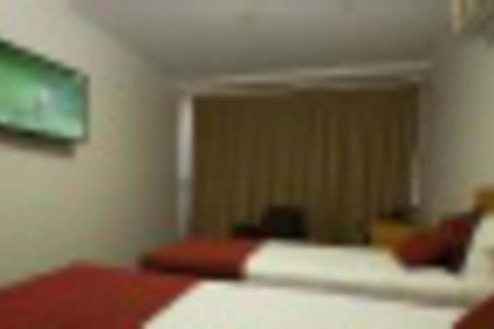 Room 111 of 204